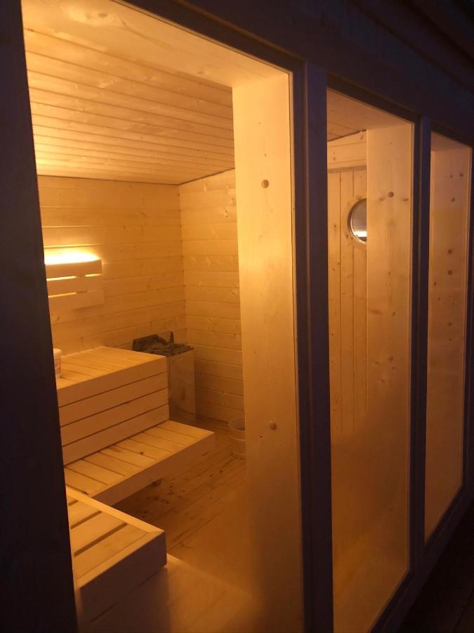 Docksta Hotell Екстер'єр фото