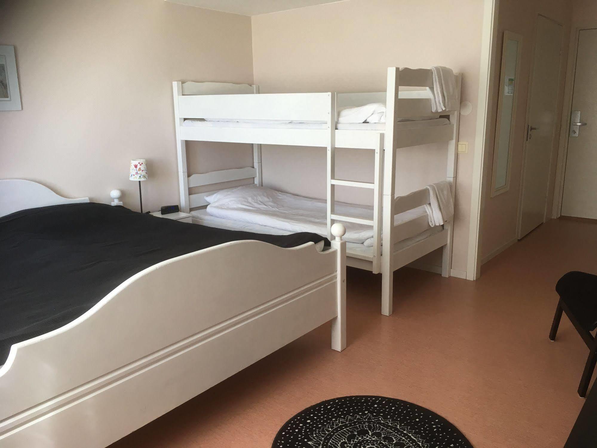 Docksta Hotell Екстер'єр фото
