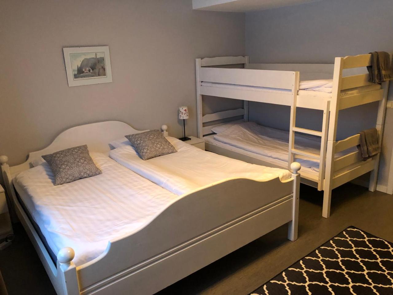 Docksta Hotell Екстер'єр фото