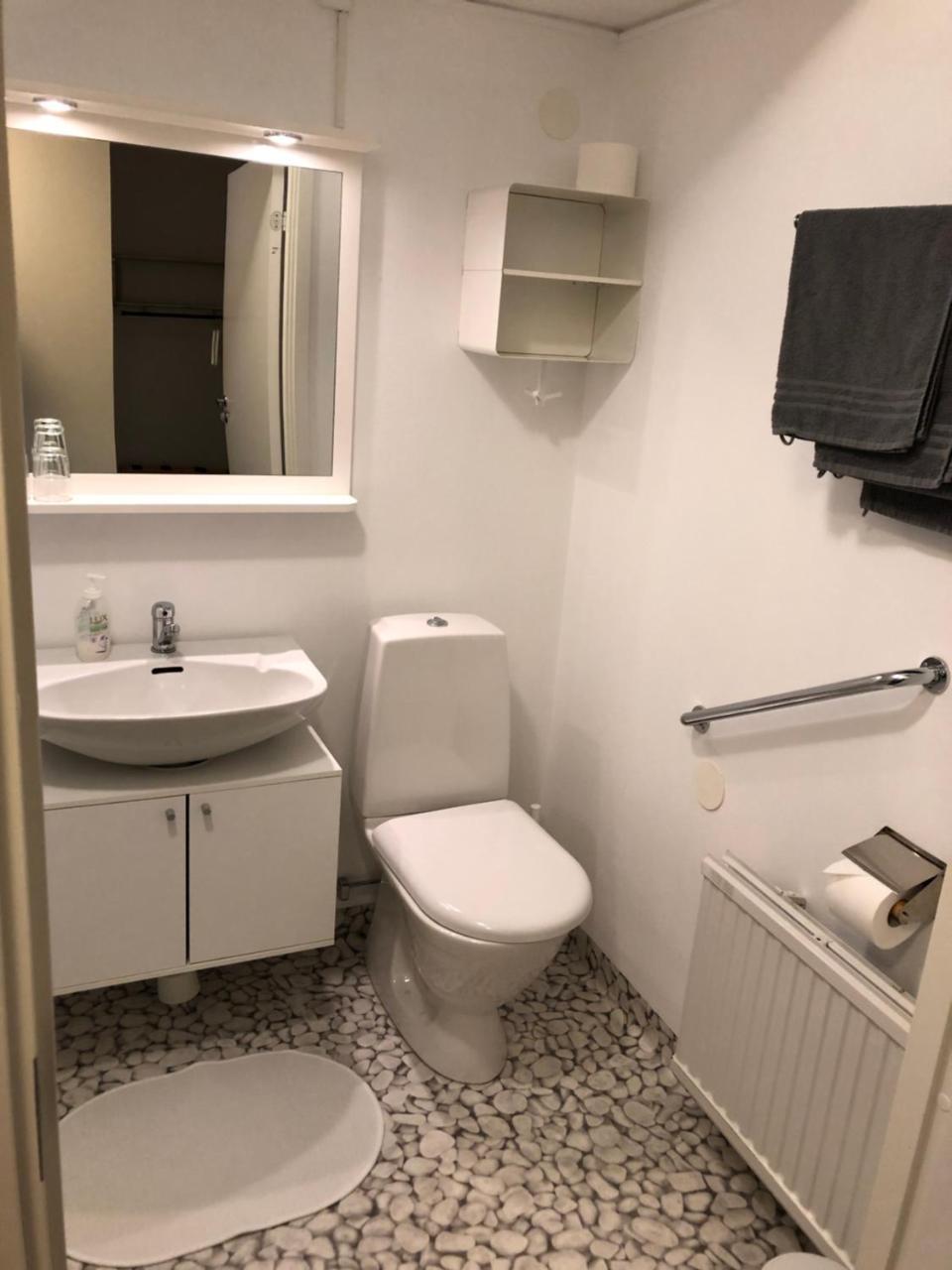 Docksta Hotell Екстер'єр фото
